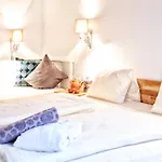 & Wiesenruh Apartment